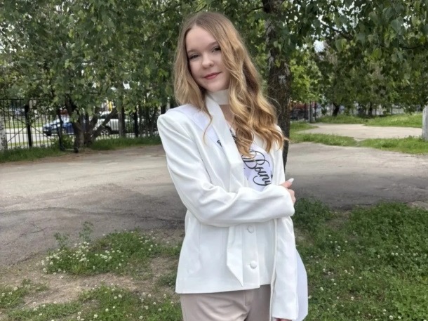Поздравляем наших выпускников с успешной сдачей ЕГЭ по химии, литературе и истории!.